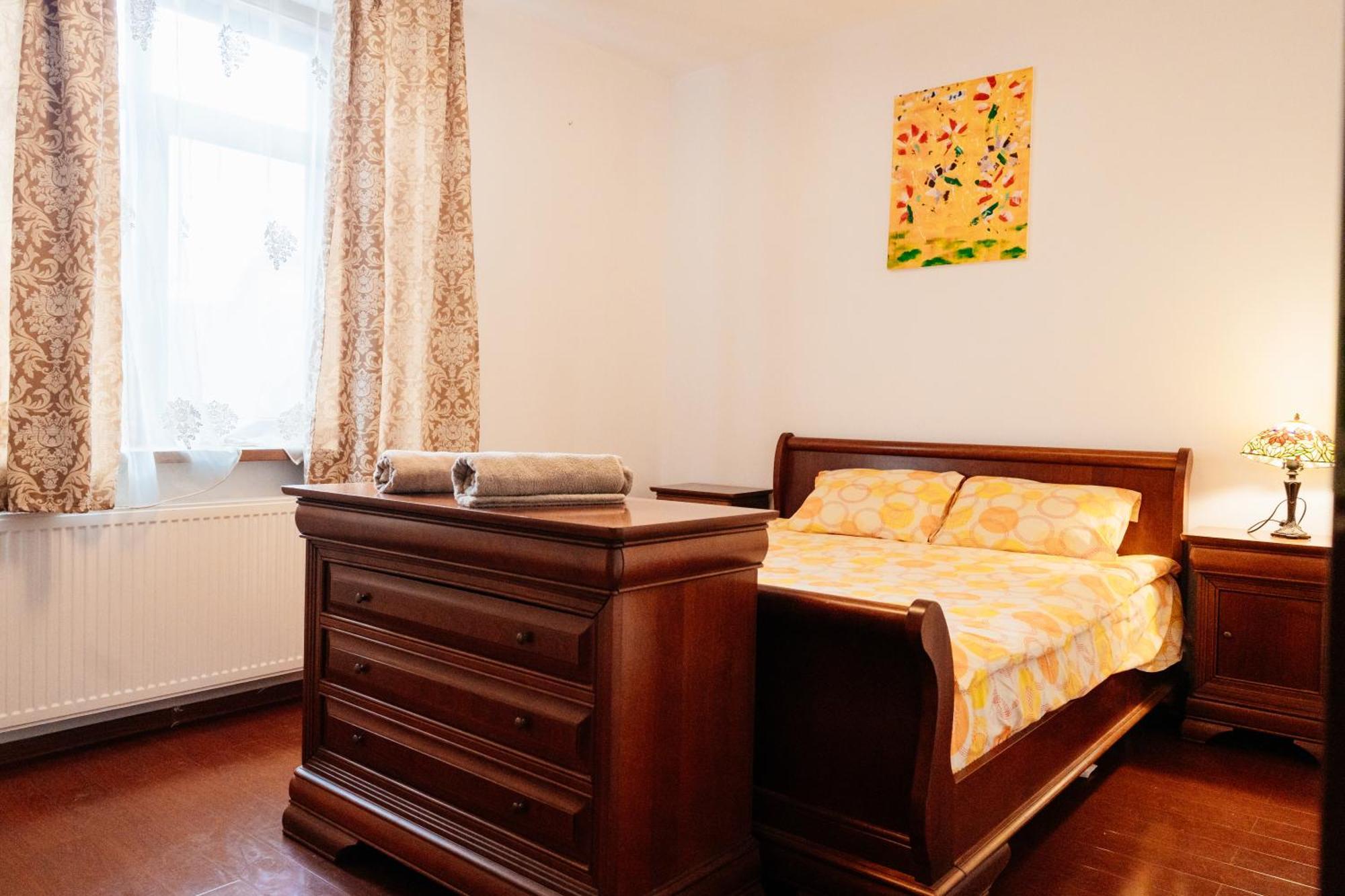 Maan Central Apartment Pet Friendly Location Brasov Exterior photo